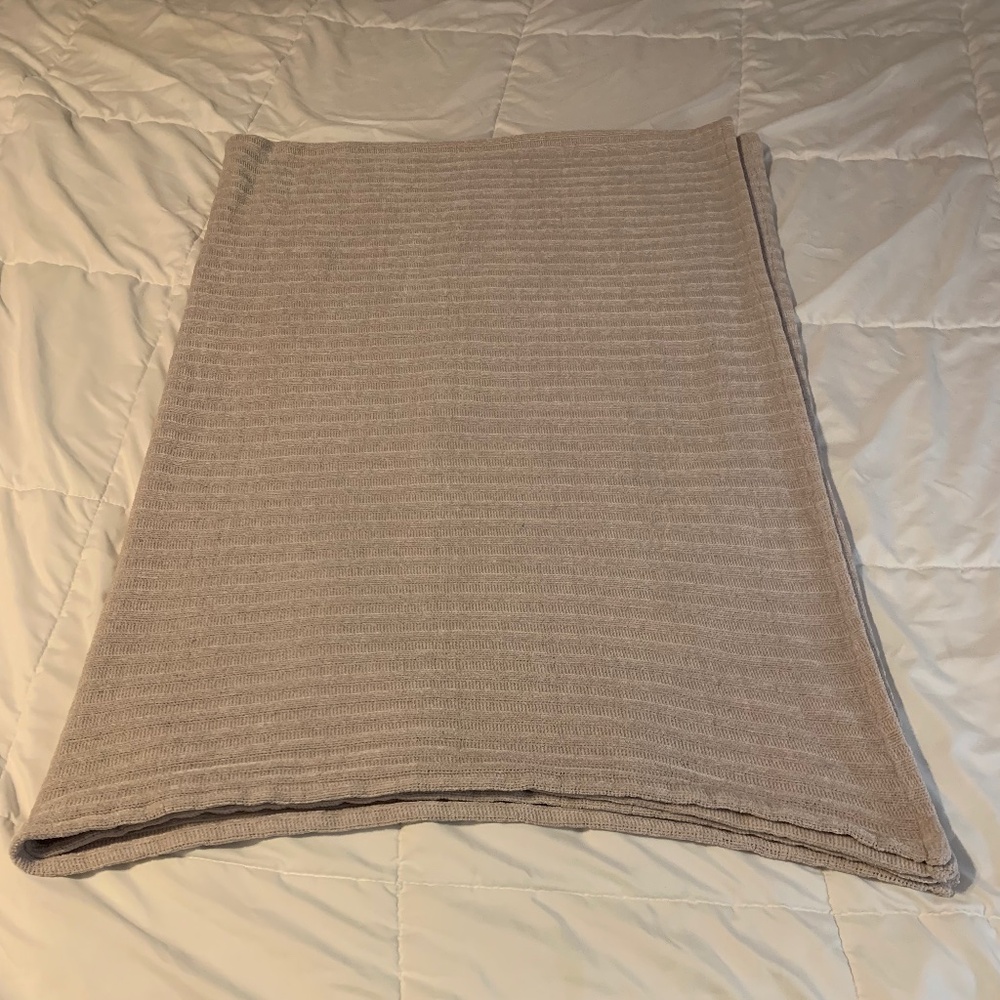 Beige Chenille Throw